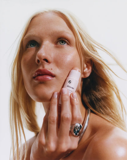 Unlock Radiant Skin with Futuredew Solid - Your Ultimate Glow Booster!